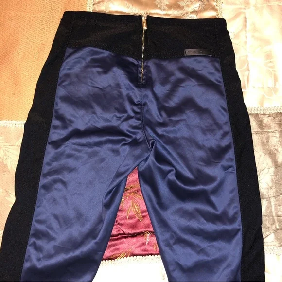 Mid rise Sateen Leggings from Guess - Picture 8 of 11